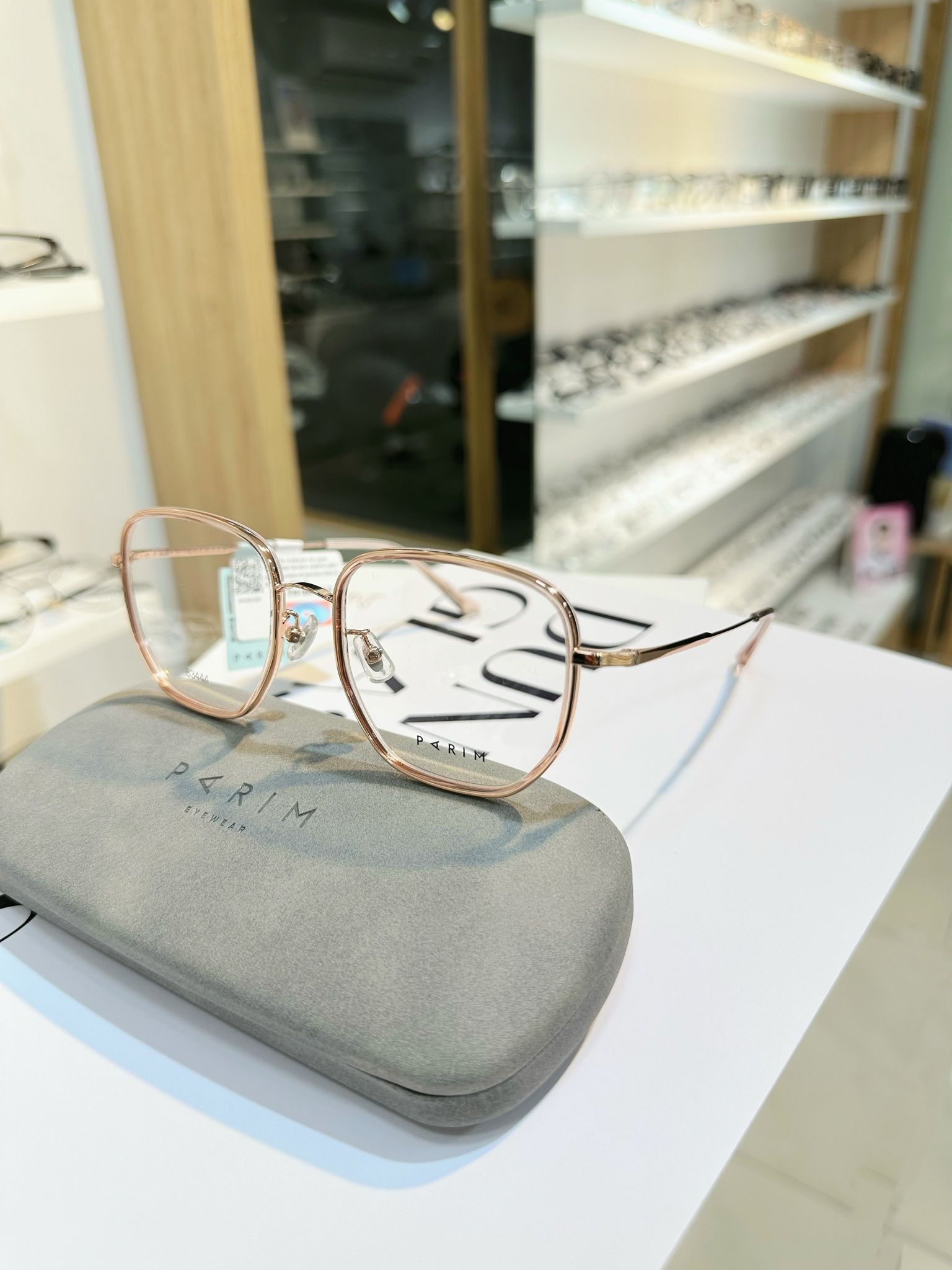 Mắt kính Parim 83444