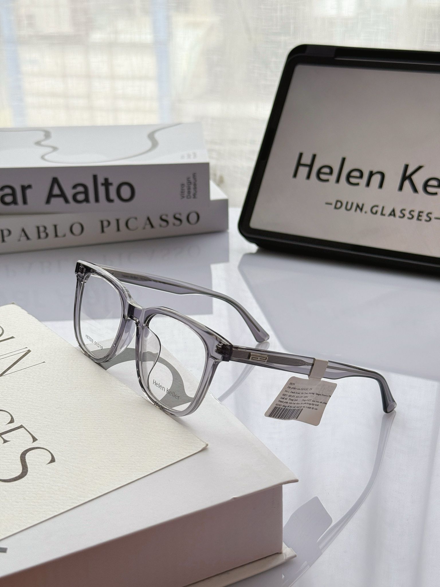 Mắt kính Helen Keller H87029