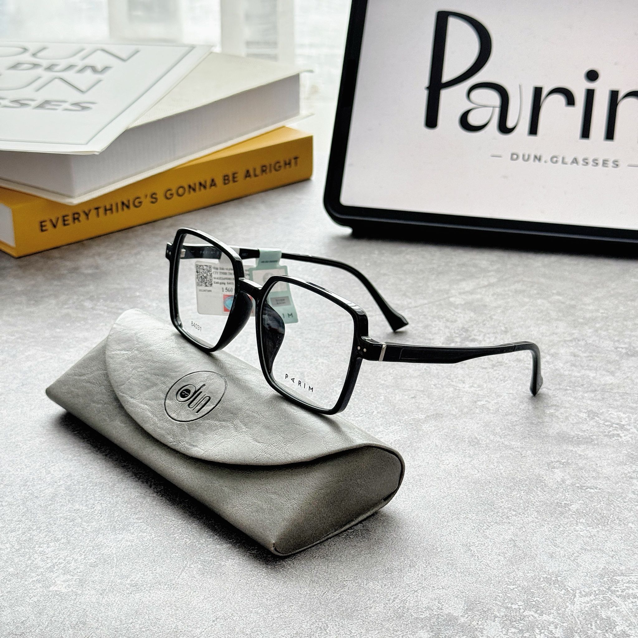 Mắt kính Parim 84031