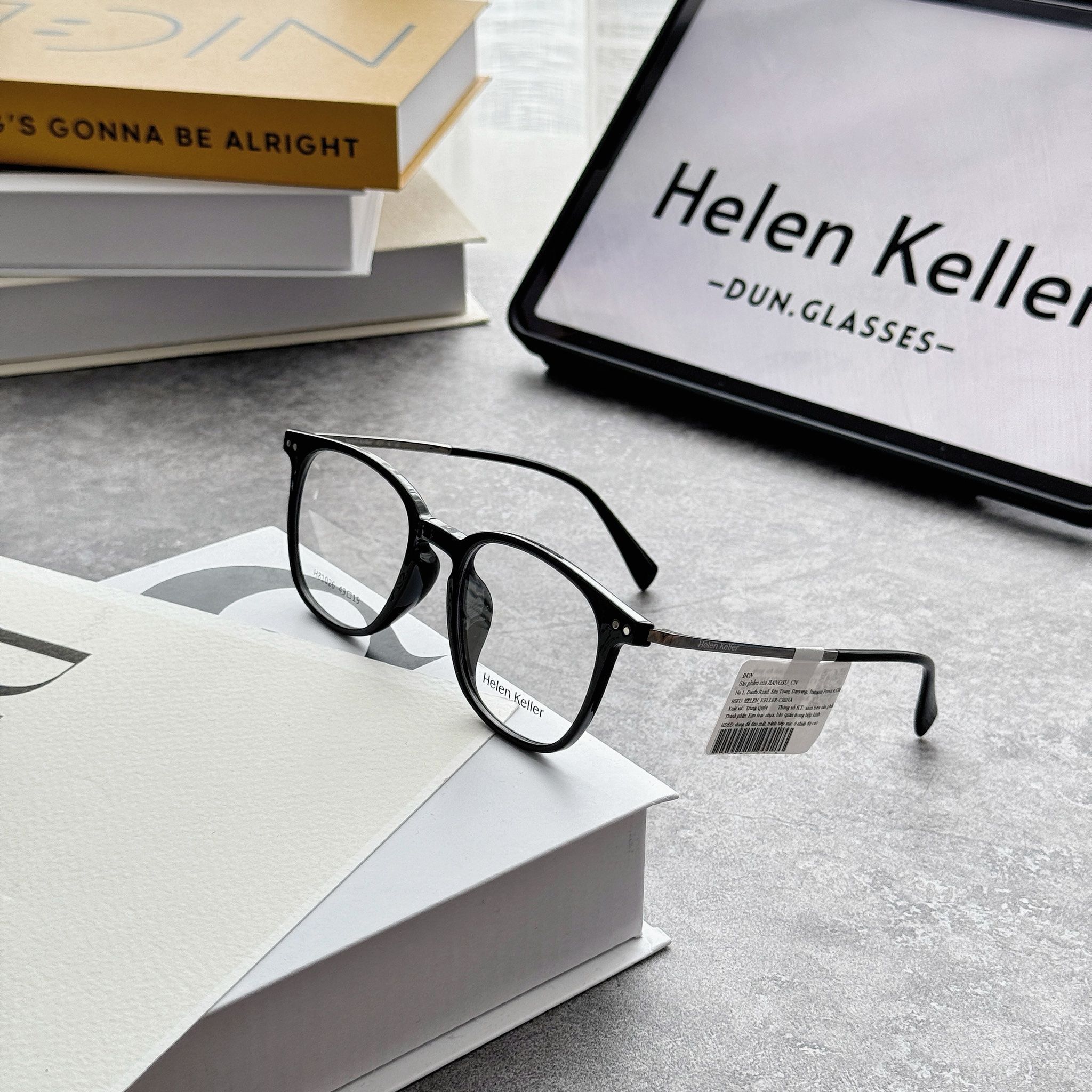Mắt kính Helen Keller H81026