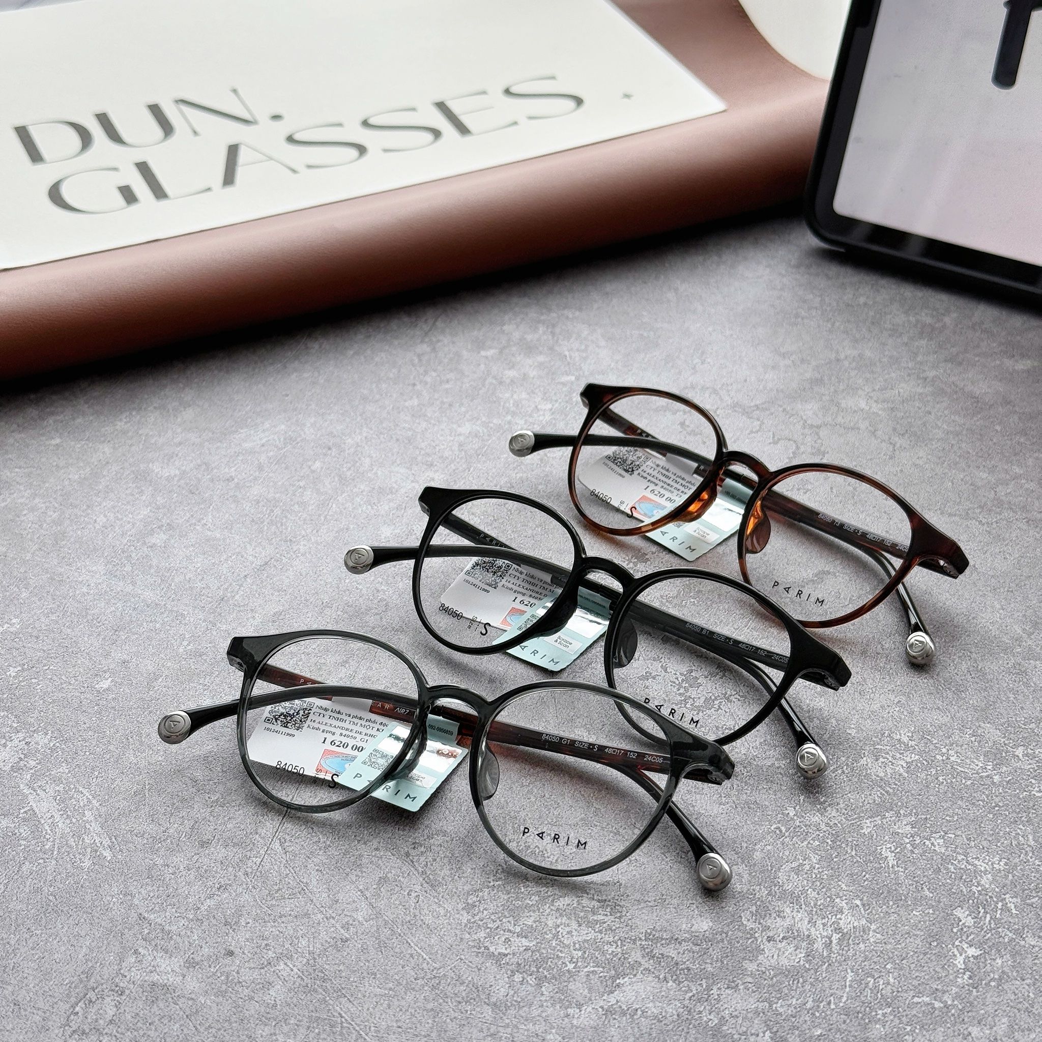 Mắt kính Parim 84050