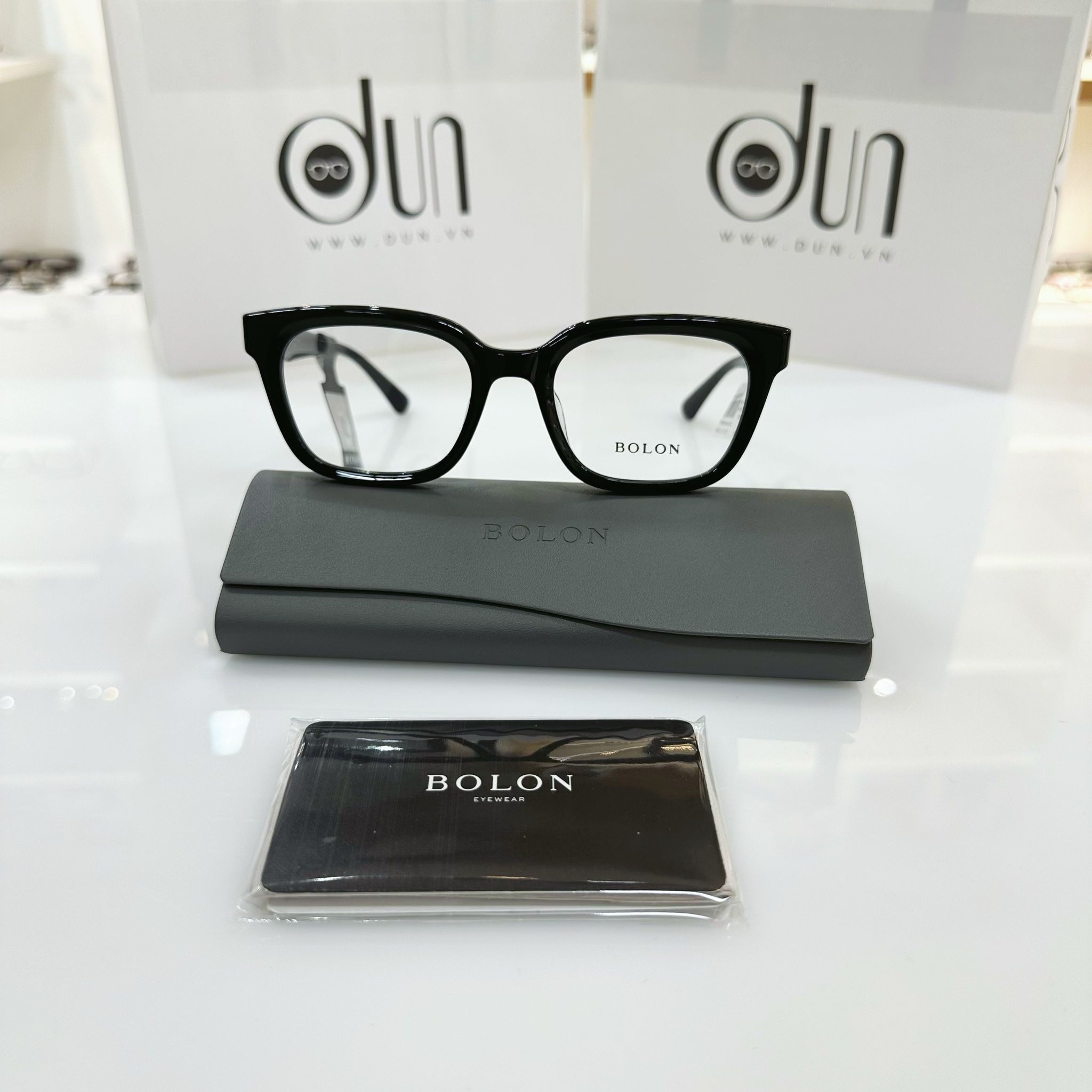 Mắt kính Bolon BJ3168_B10.C