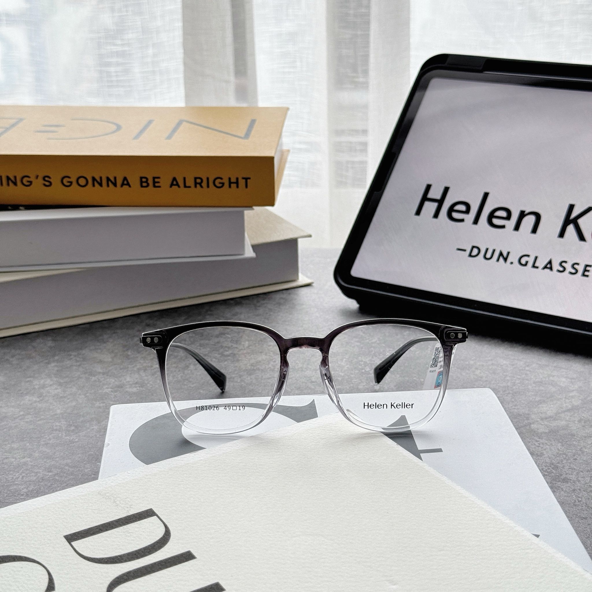 Mắt kính Helen Keller H81026