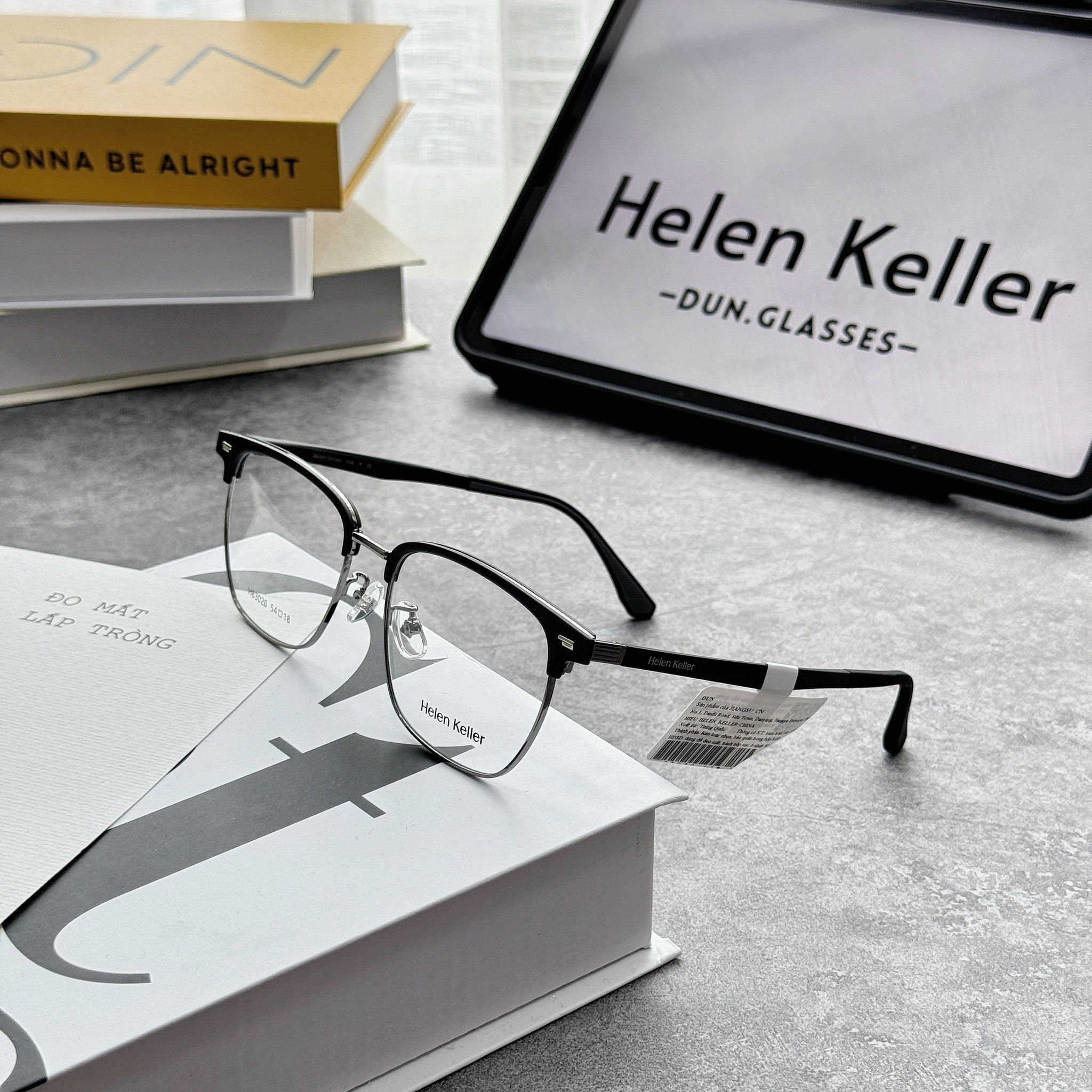 Mắt kính nửa gọng Helen Keller H83020