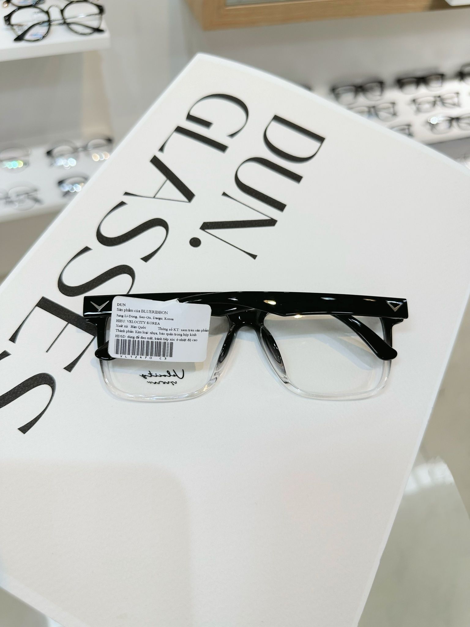 Mắt kính Velocity VL12470