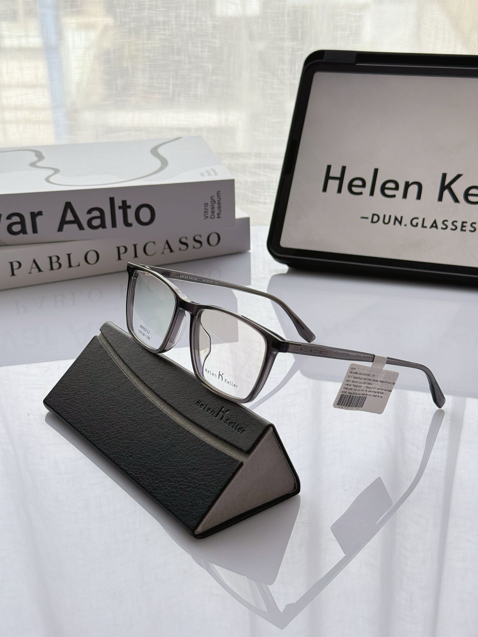 Mắt kính Helen Keller H87012