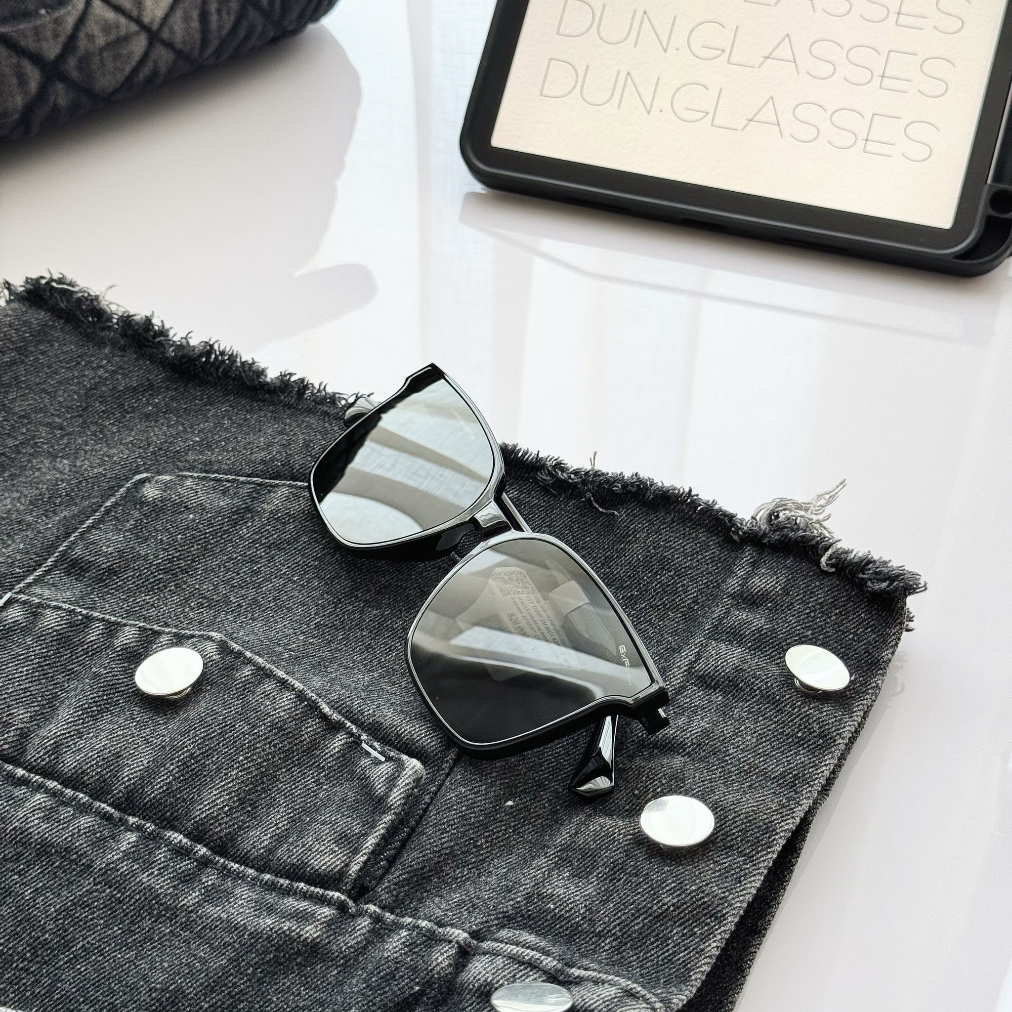 Kính mát Exfash EF25207