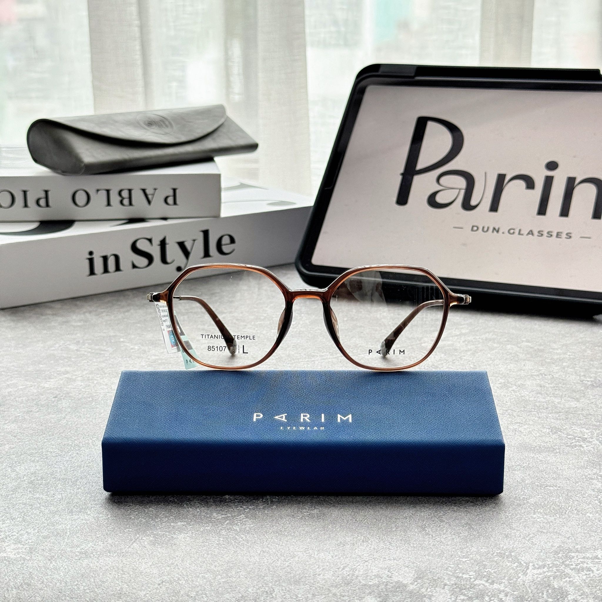 Mắt kính Parim 85107