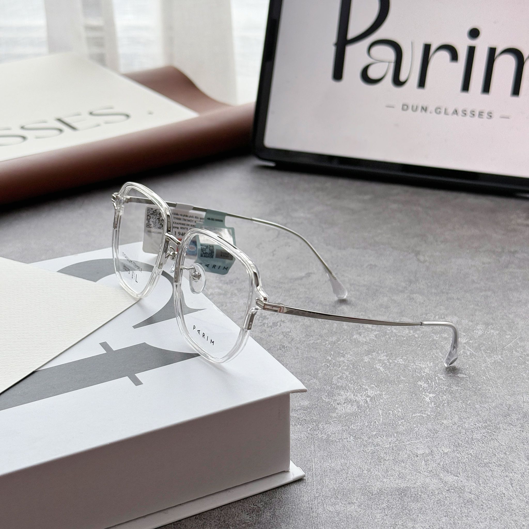 Mắt kính Parim 85075