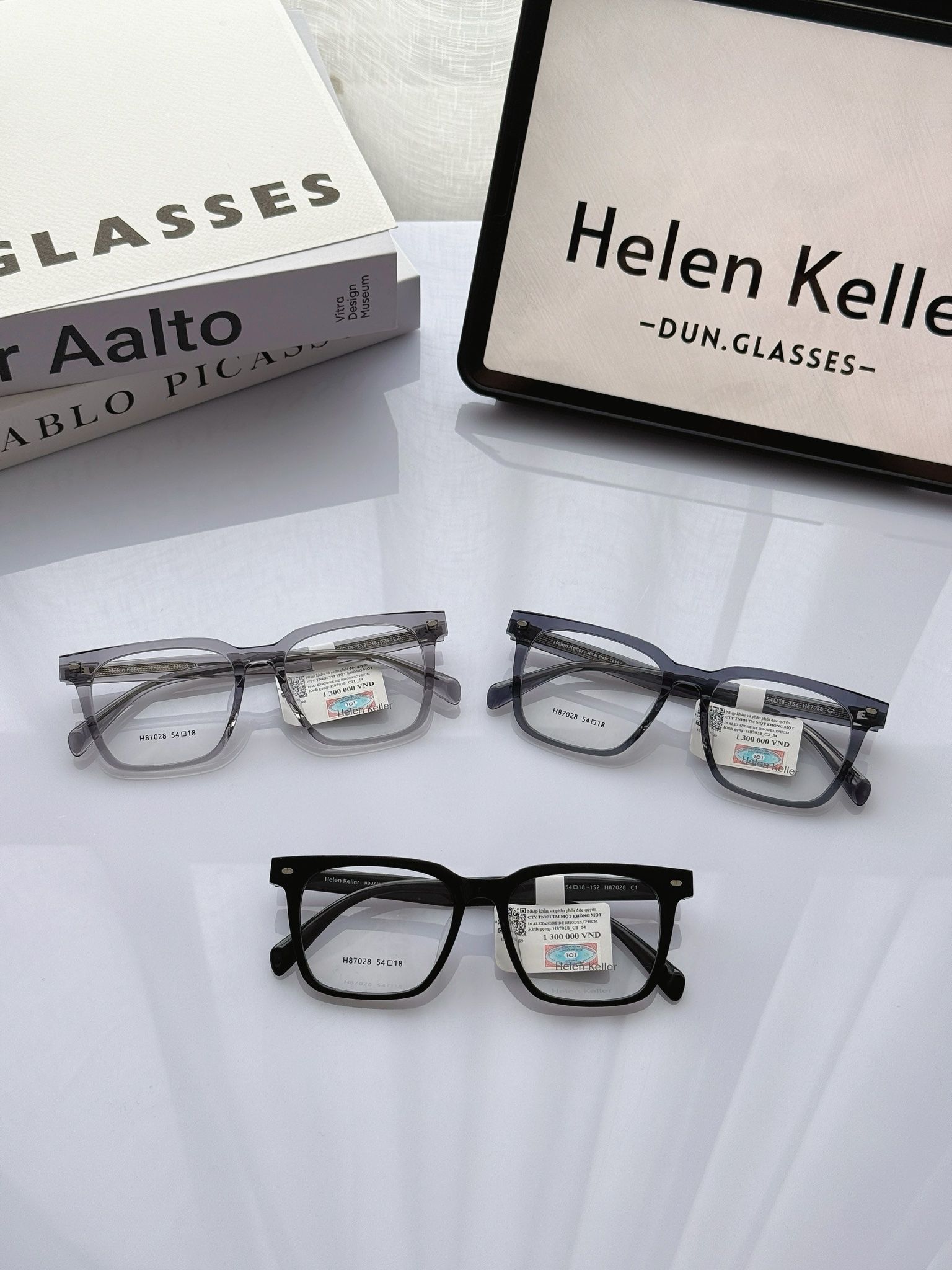 Mắt kính Helen Keller H87028