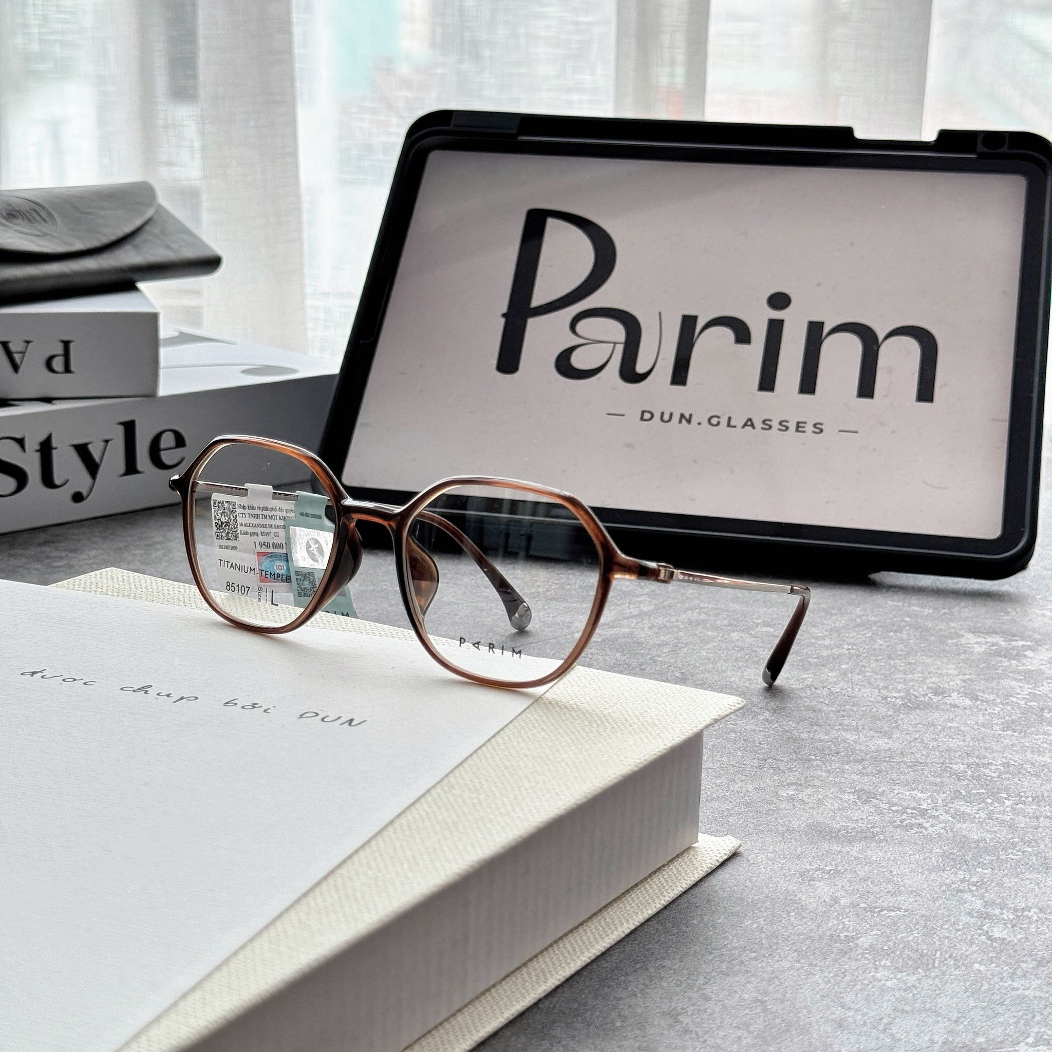 Mắt kính Parim 85107