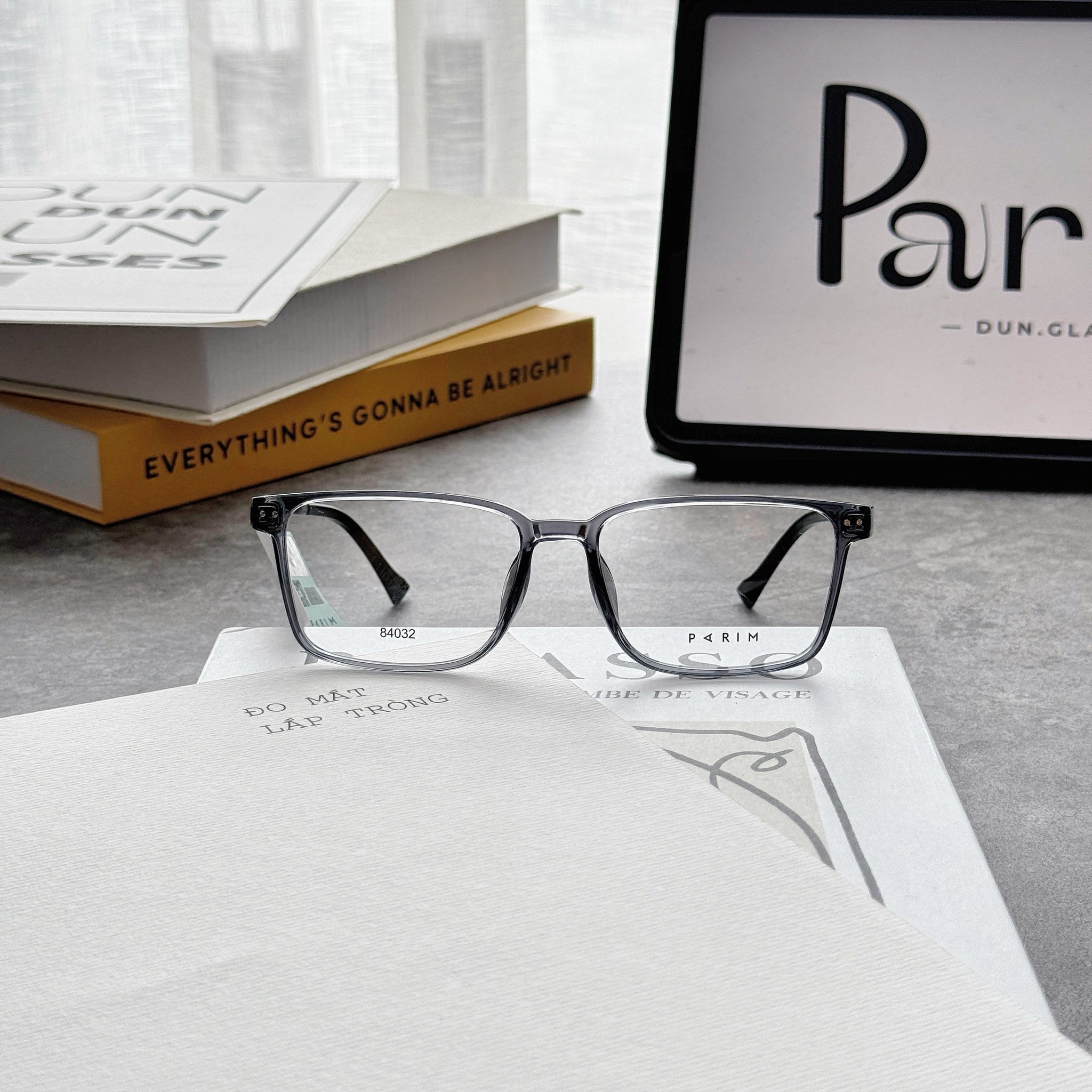 Mắt kính Parim 84032