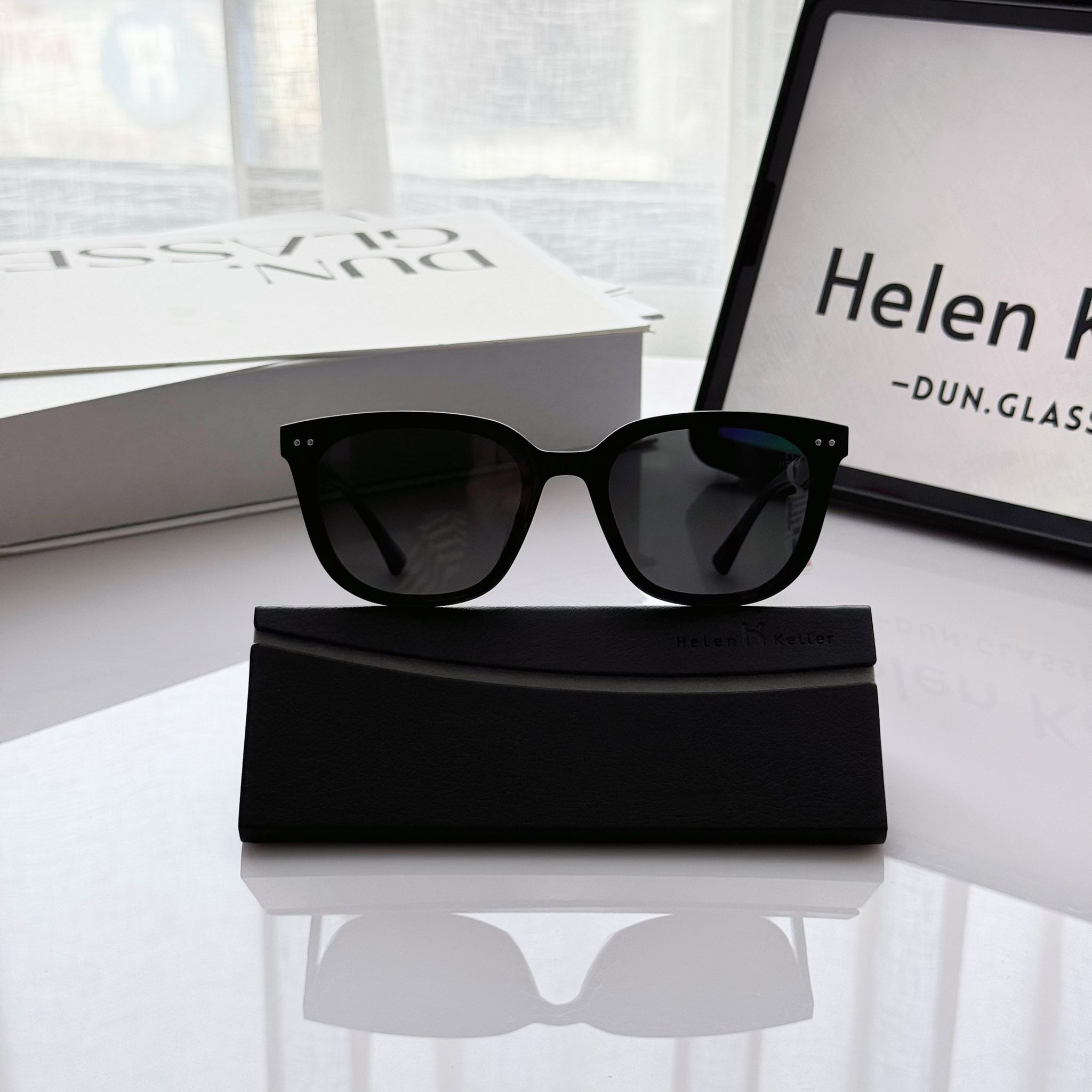 Kính mát Helen Keller H2603