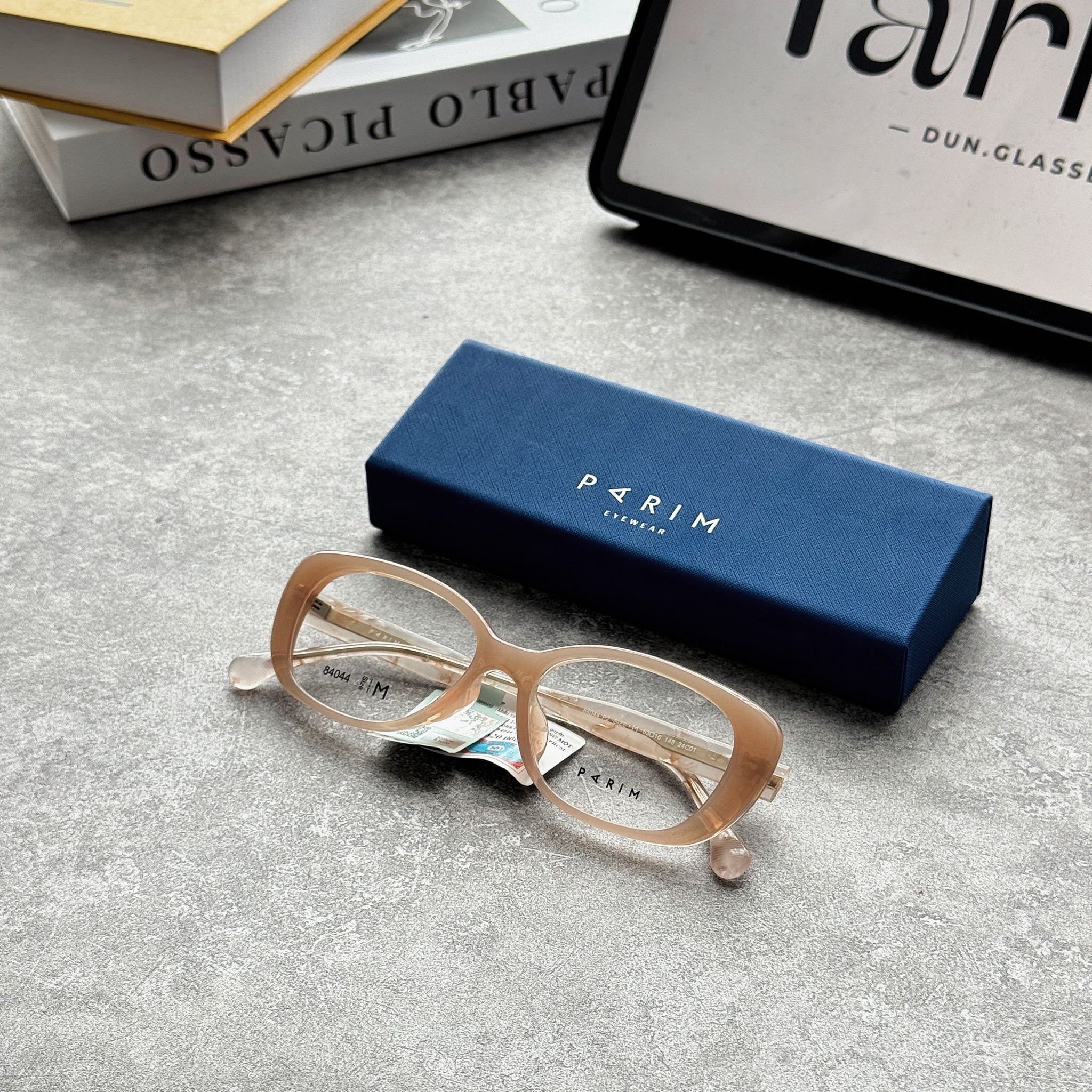 Mắt kính Parim 84044
