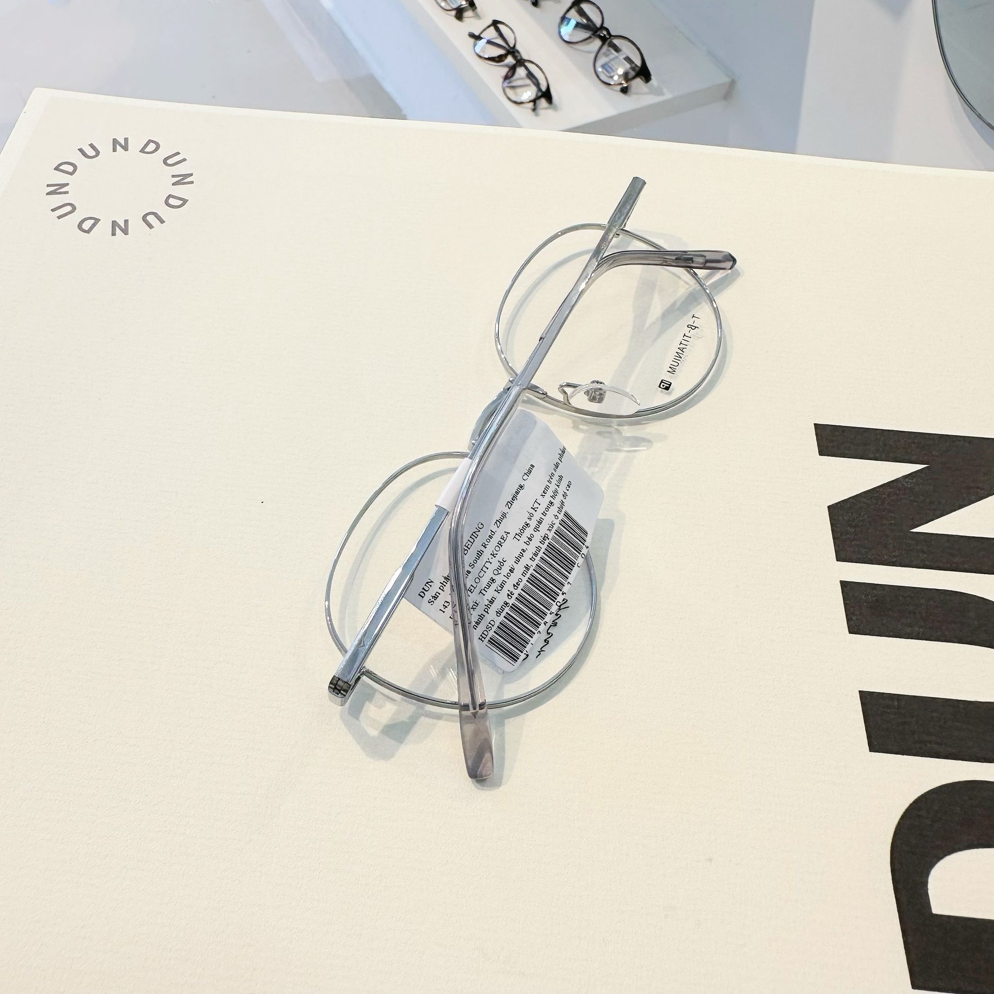 Mắt kính Velocity VL285051