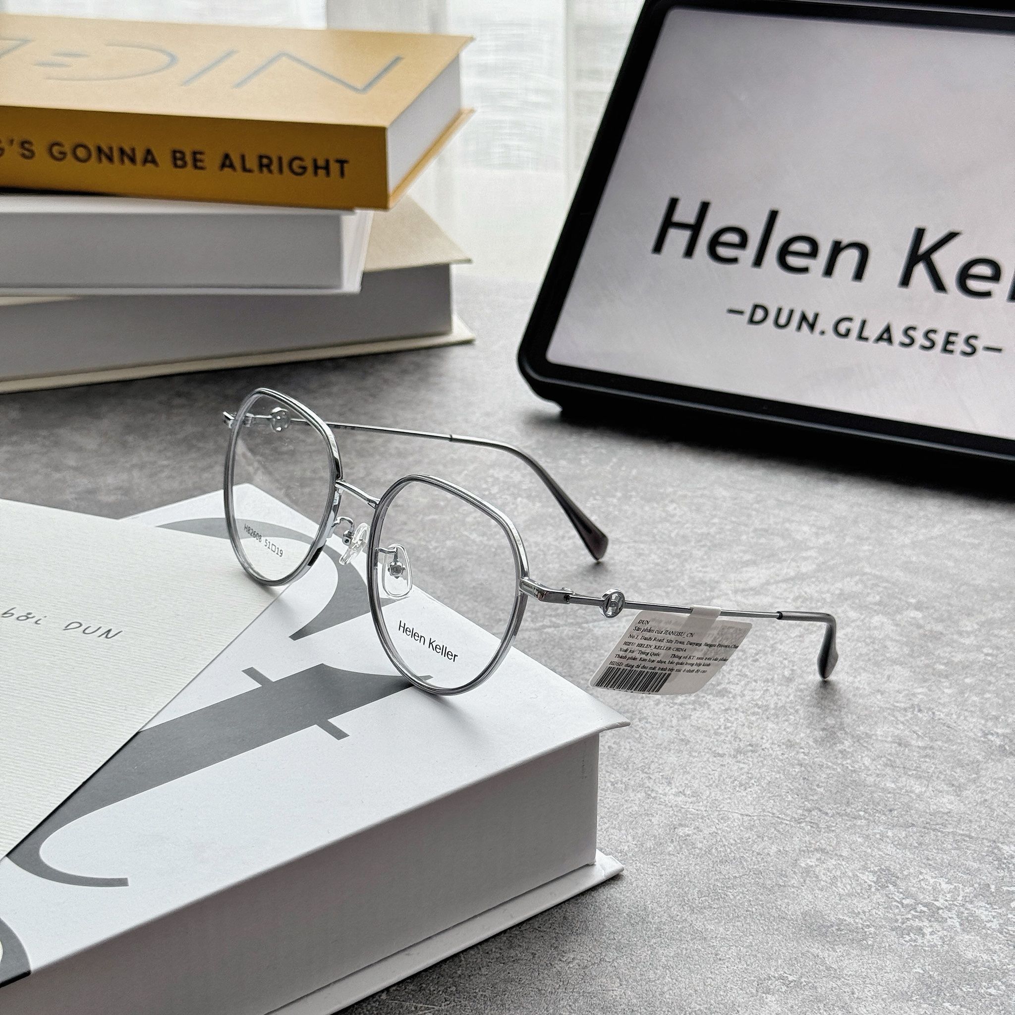 Mắt kính Helen Keller H82608