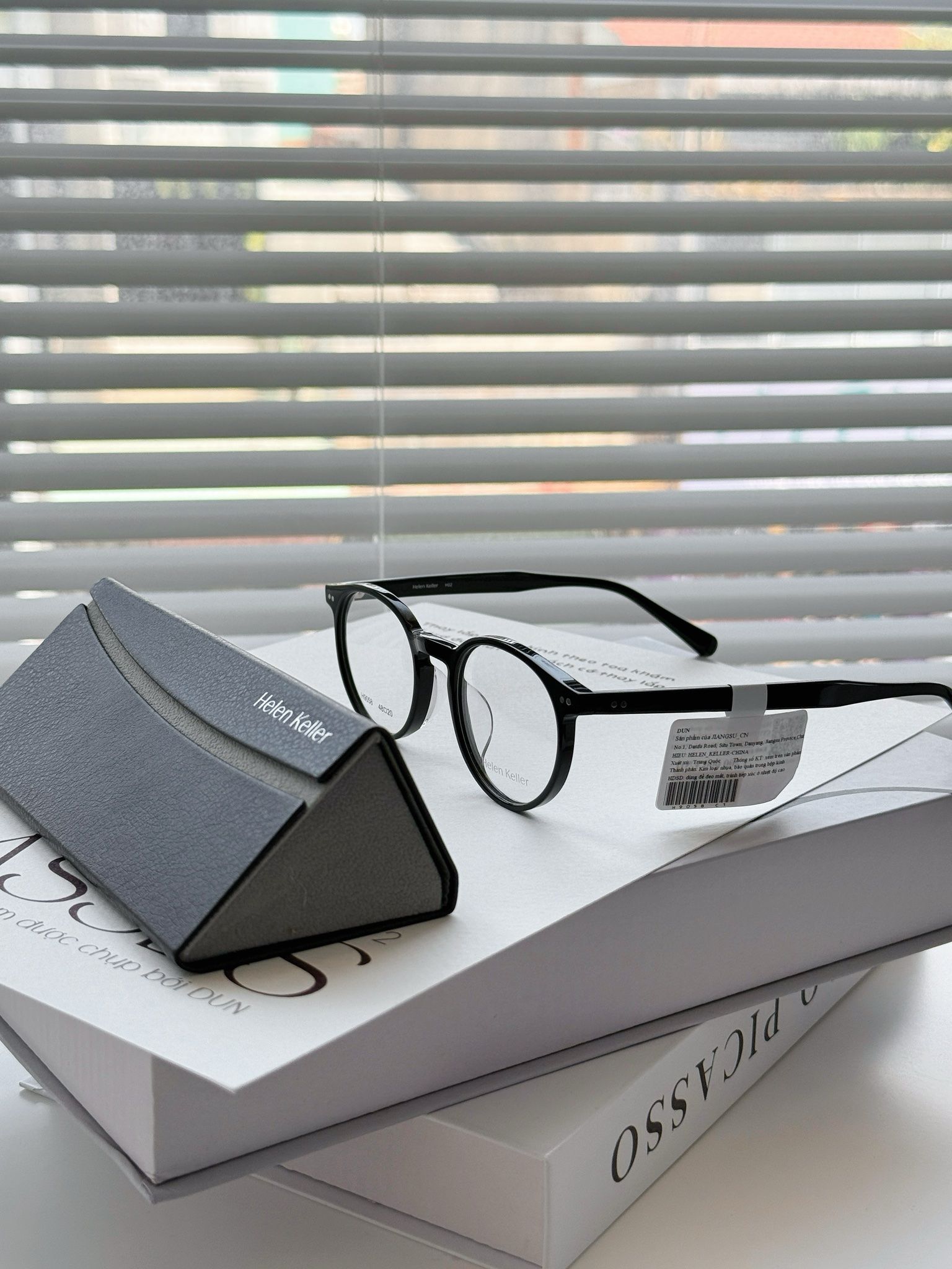 Mắt kính Helen Keller H9058