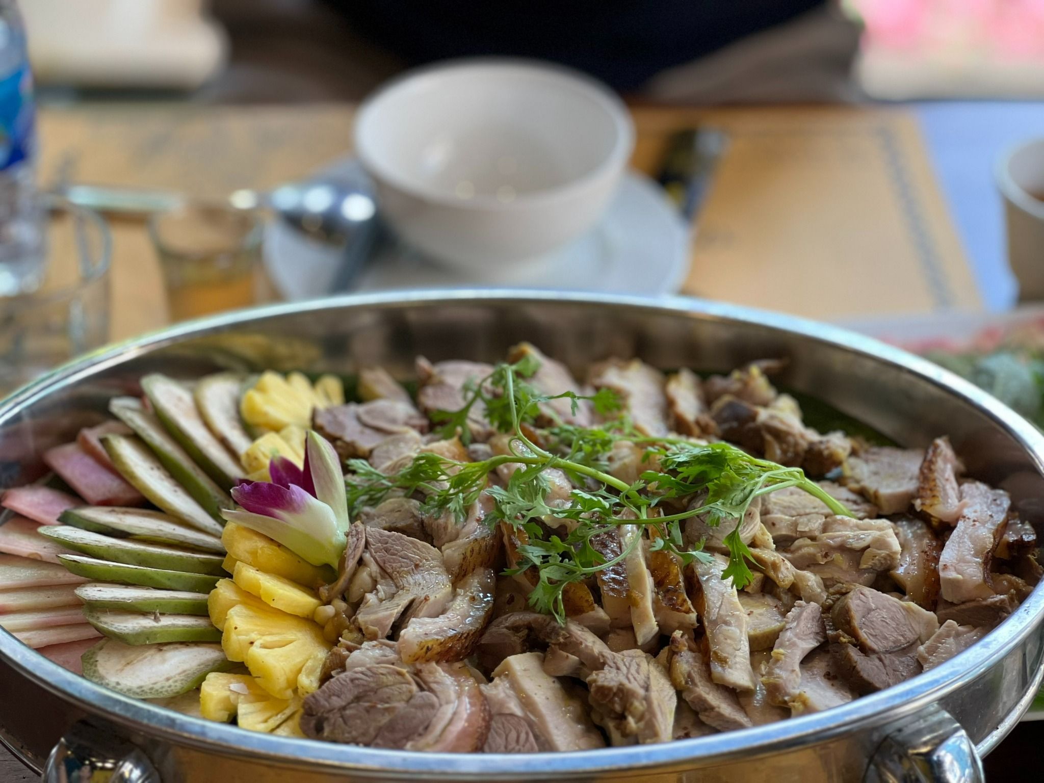 NHÍM MỘC CHÂU