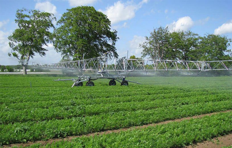 Giàn phun mưa tự hành Irrigation Boom