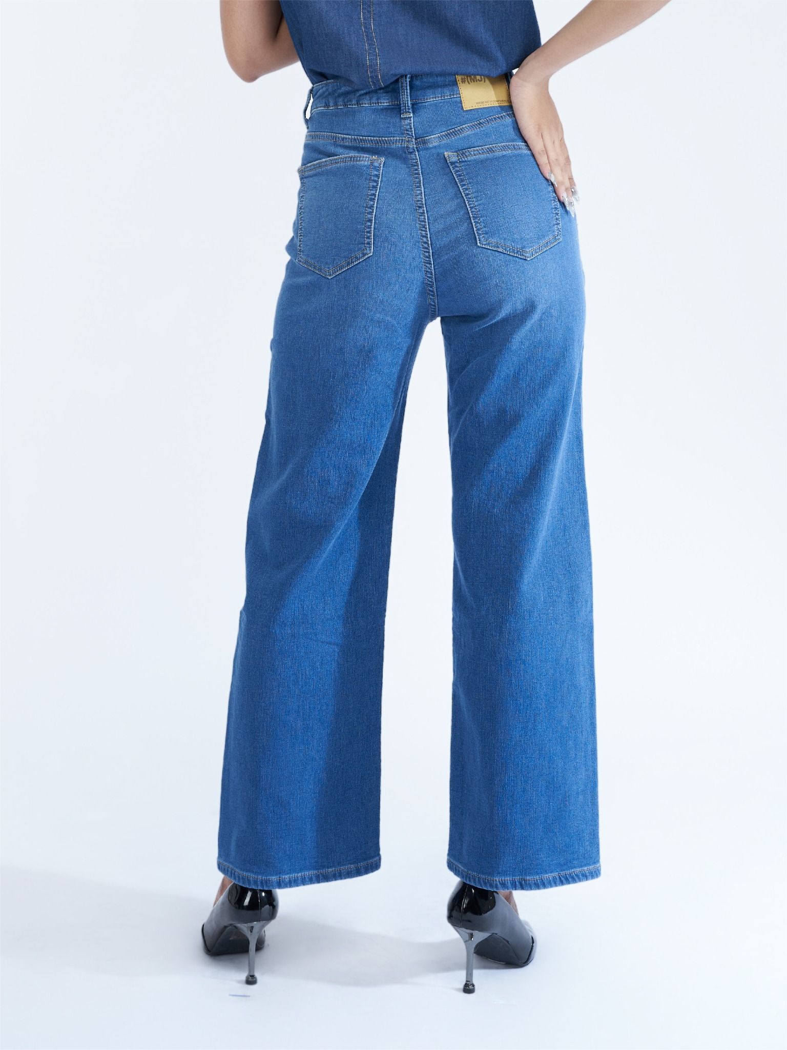 Quần nữ dài jeans WJB0250 (Wide)