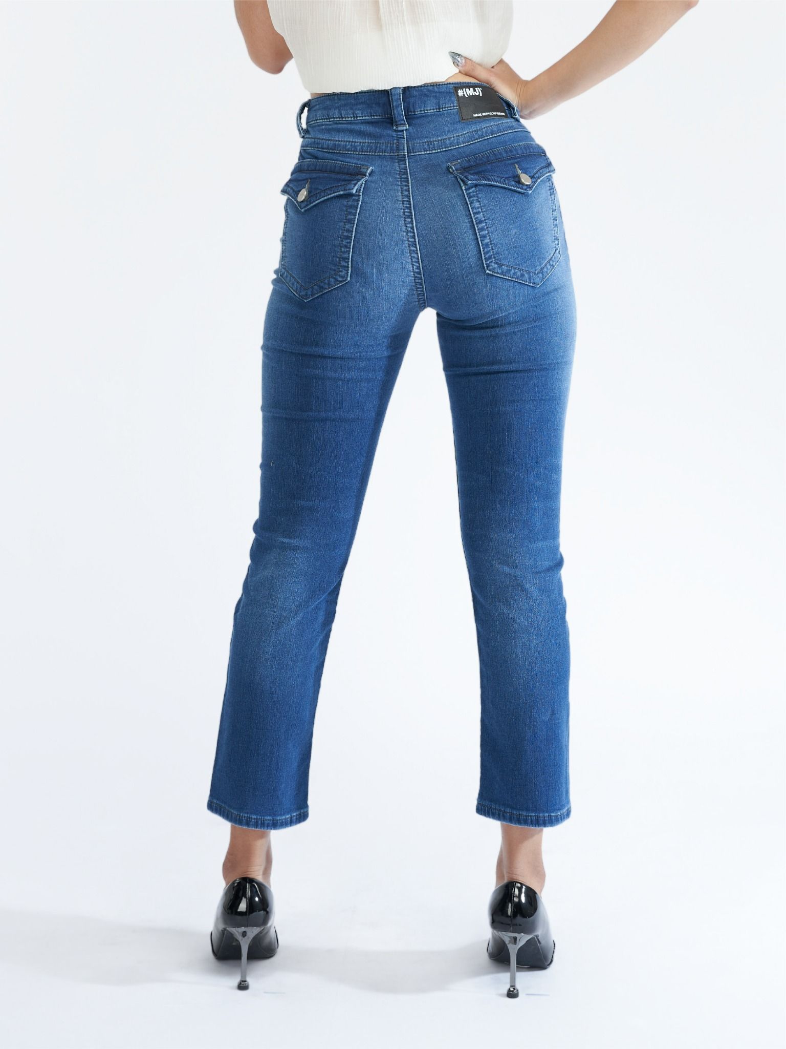 Quần nữ dài jeans WJB0272 (Straight)