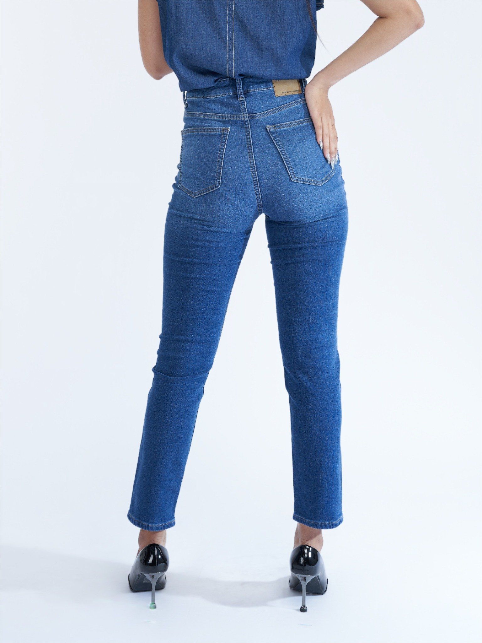 Quần nữ dài jeans 2 da WJB0311 (Slim)