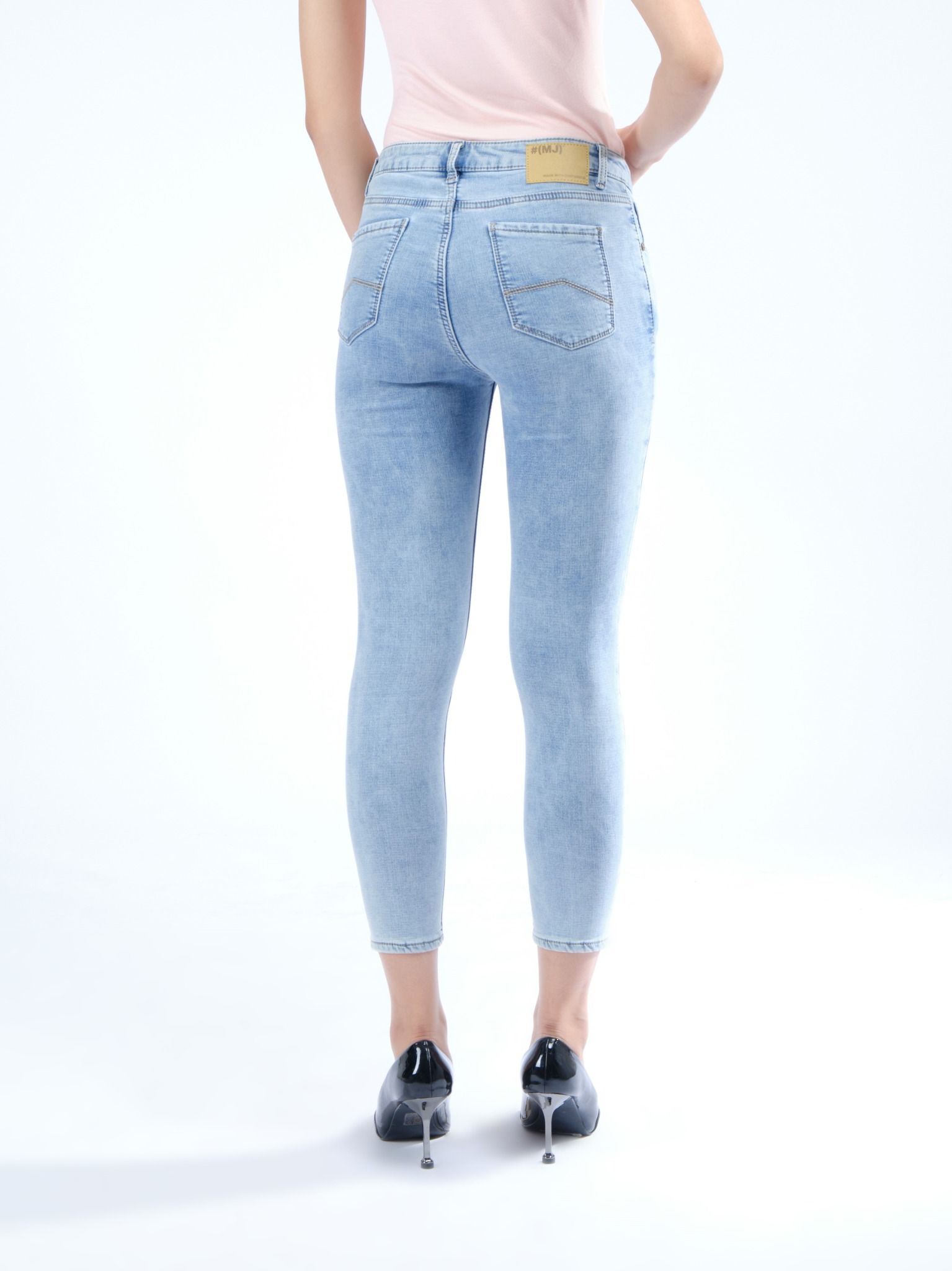 Quần nữ lửng jeans MESSI WJP0040-42(Mid rise skinny)