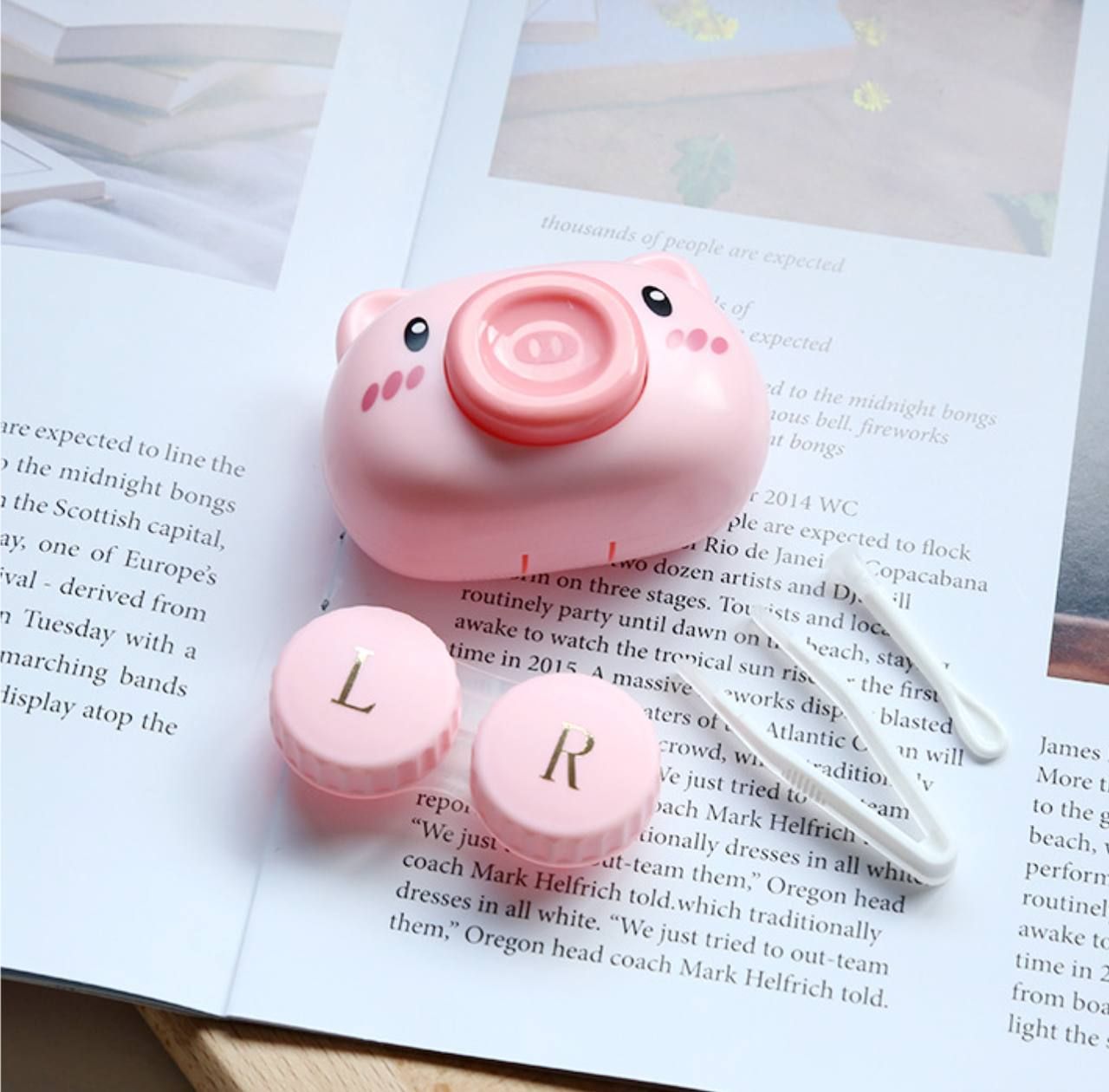 Lens luxury DOLL EYES - BOX heo hồng