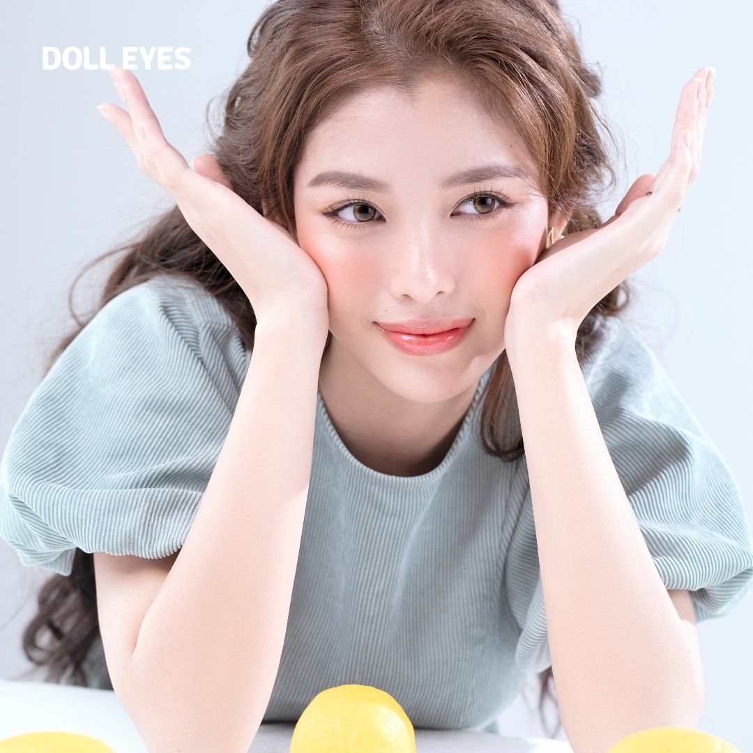 Kính áp tròng DOLL EYES Jenith Brown 14.2 mm - Fall In Love Collection