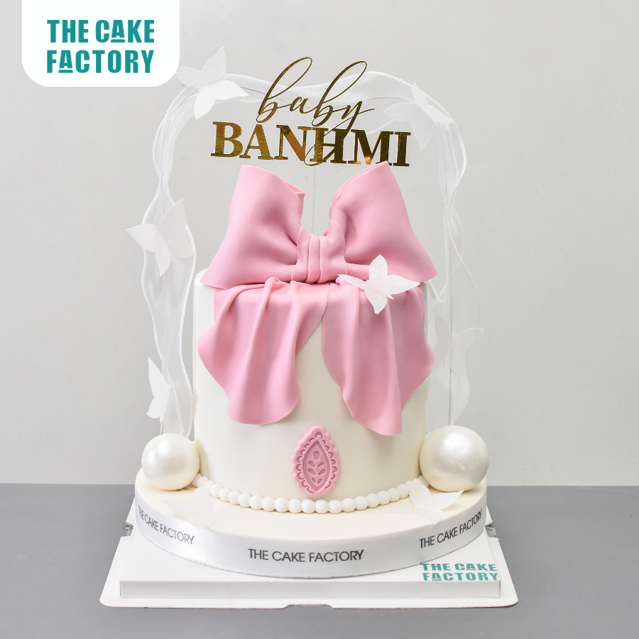  Bánh fondant nơ hồng ngọt ngào 