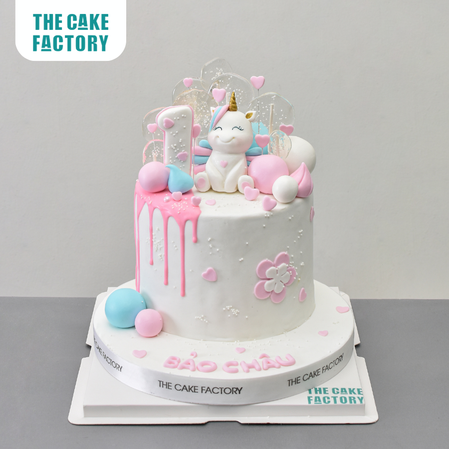  Bánh fondant unicorn tone hồng trắng đáng yêu 