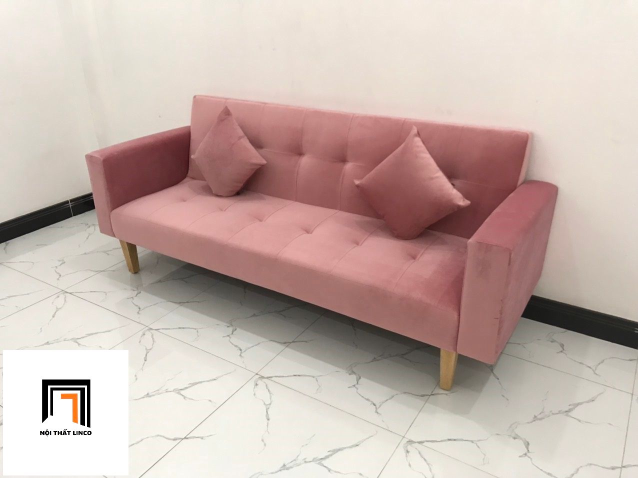 Bộ bàn ghế sofa giường nhỏ 2m BTV màu hồng phấn vải nhung