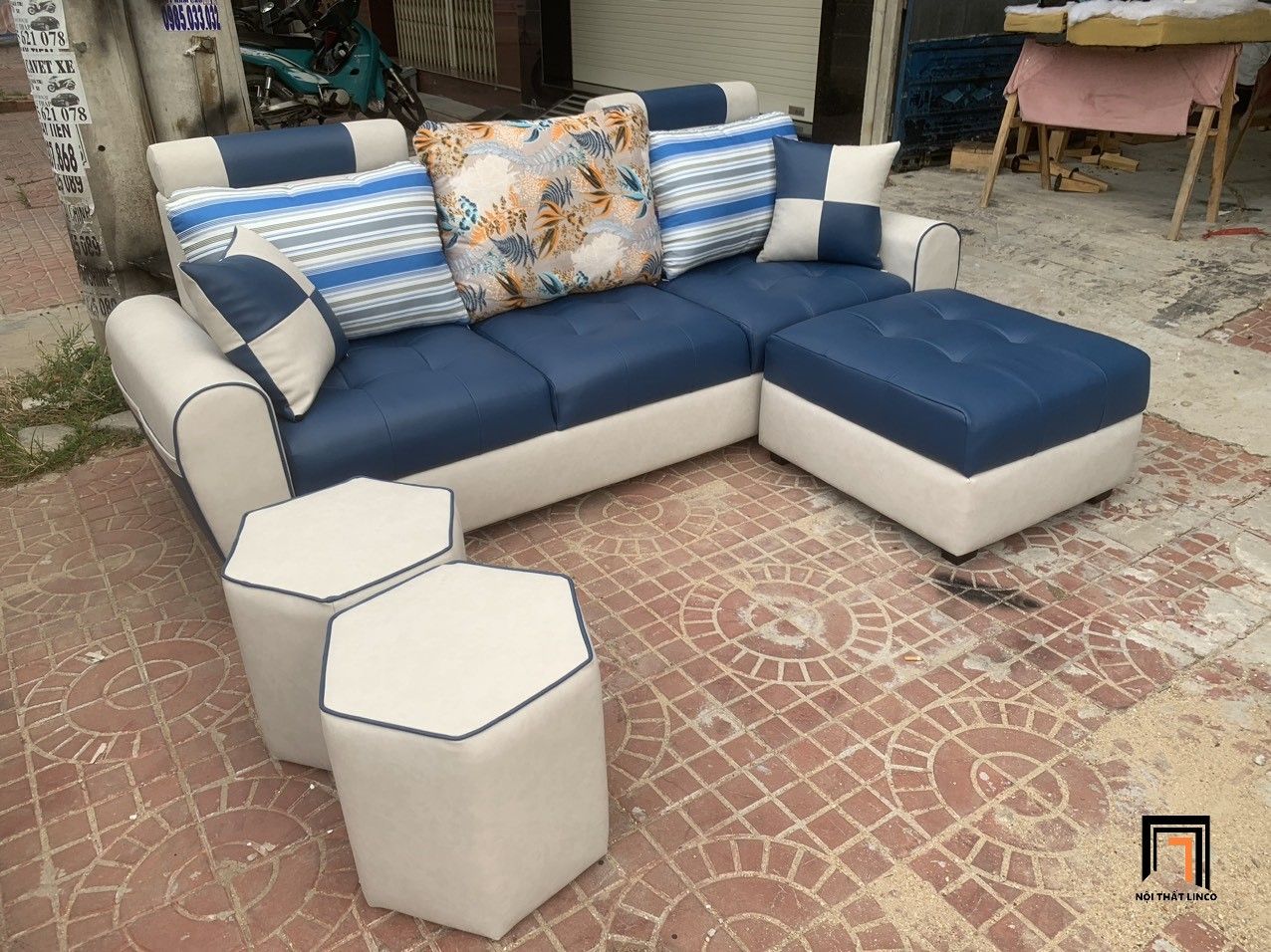 Bộ ghế sofa băng da giả cho gia đình BT182 Famin 2m4 x 1m6