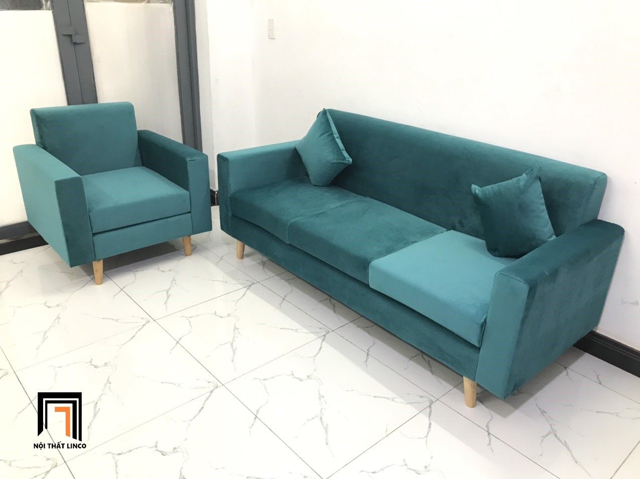Set ghế sofa băng phòng khách NS05 xanh lá vải nhung