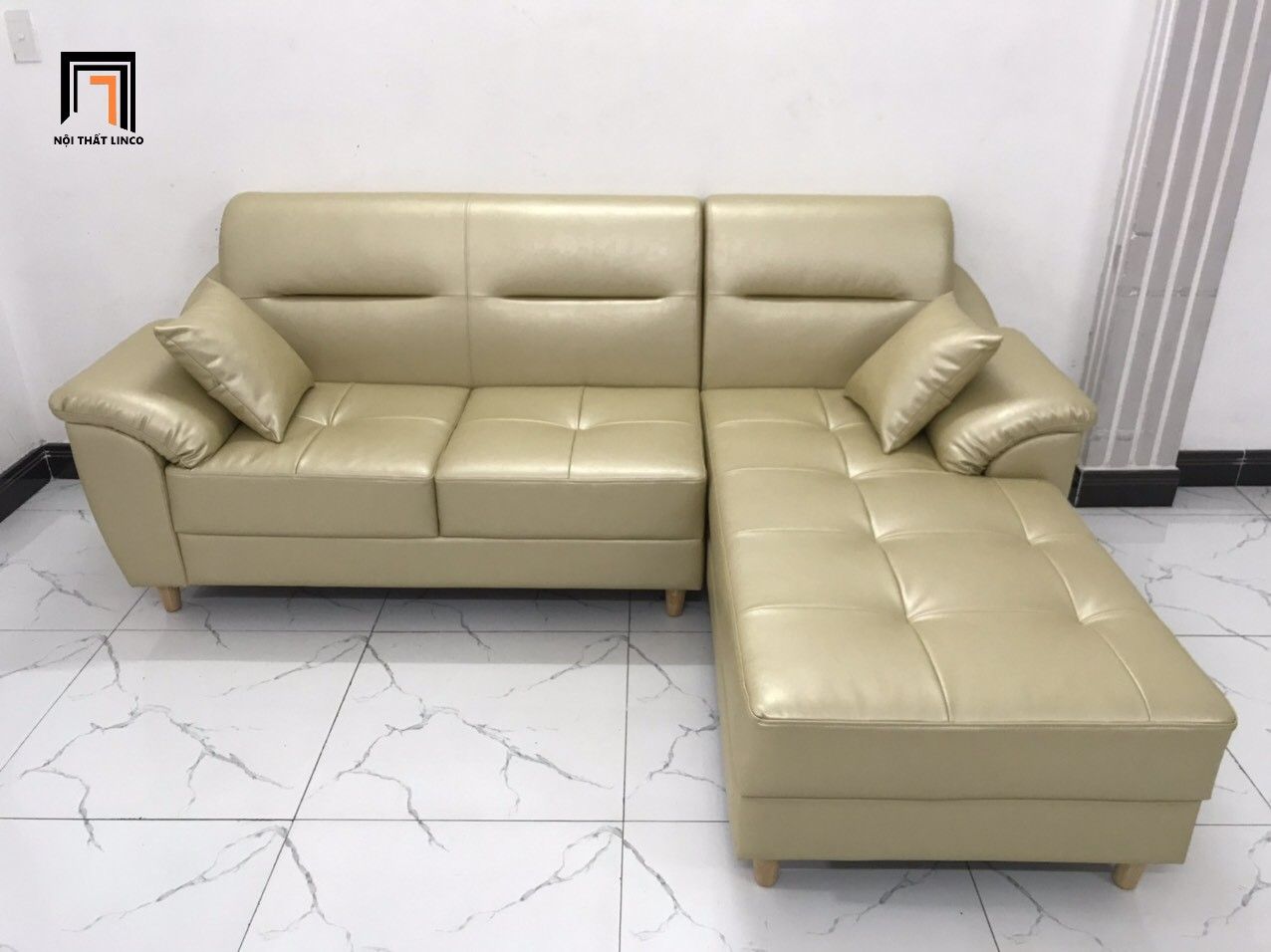 Sofa góc L da công nghiệp GT233 Palma 2m4 x 1m6 kem sữa
