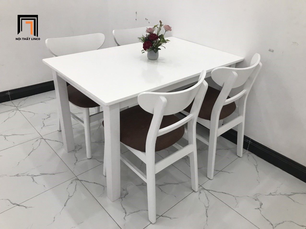 Bộ bàn ăn 4 ghế ngồi màu trắng 10-KH4-G3-B108-trangsi xinh xắn