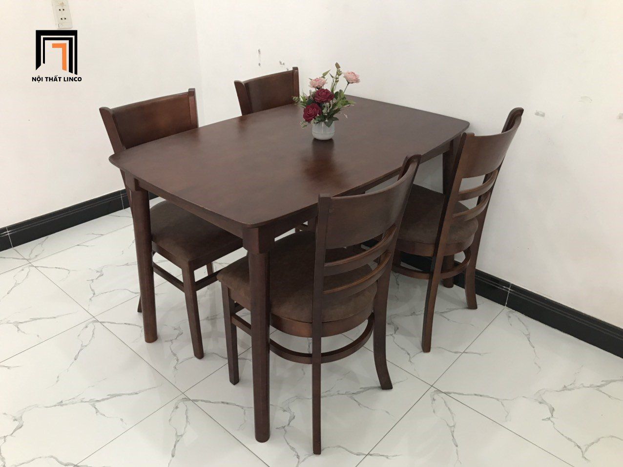 Bàn ăn 4 ghế gỗ nhỏ xinh 3-KH4-G02-B108-nau gỗ màu nâu đậm