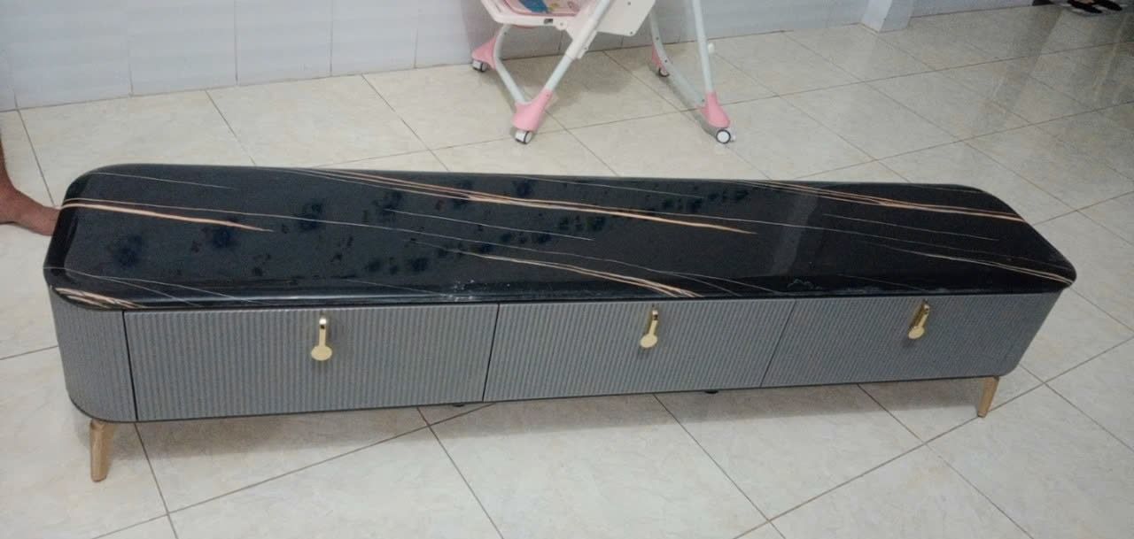 Kệ tivi đẹp 2m phòng khách gia đình 8-GF mặt đá ceramic đen
