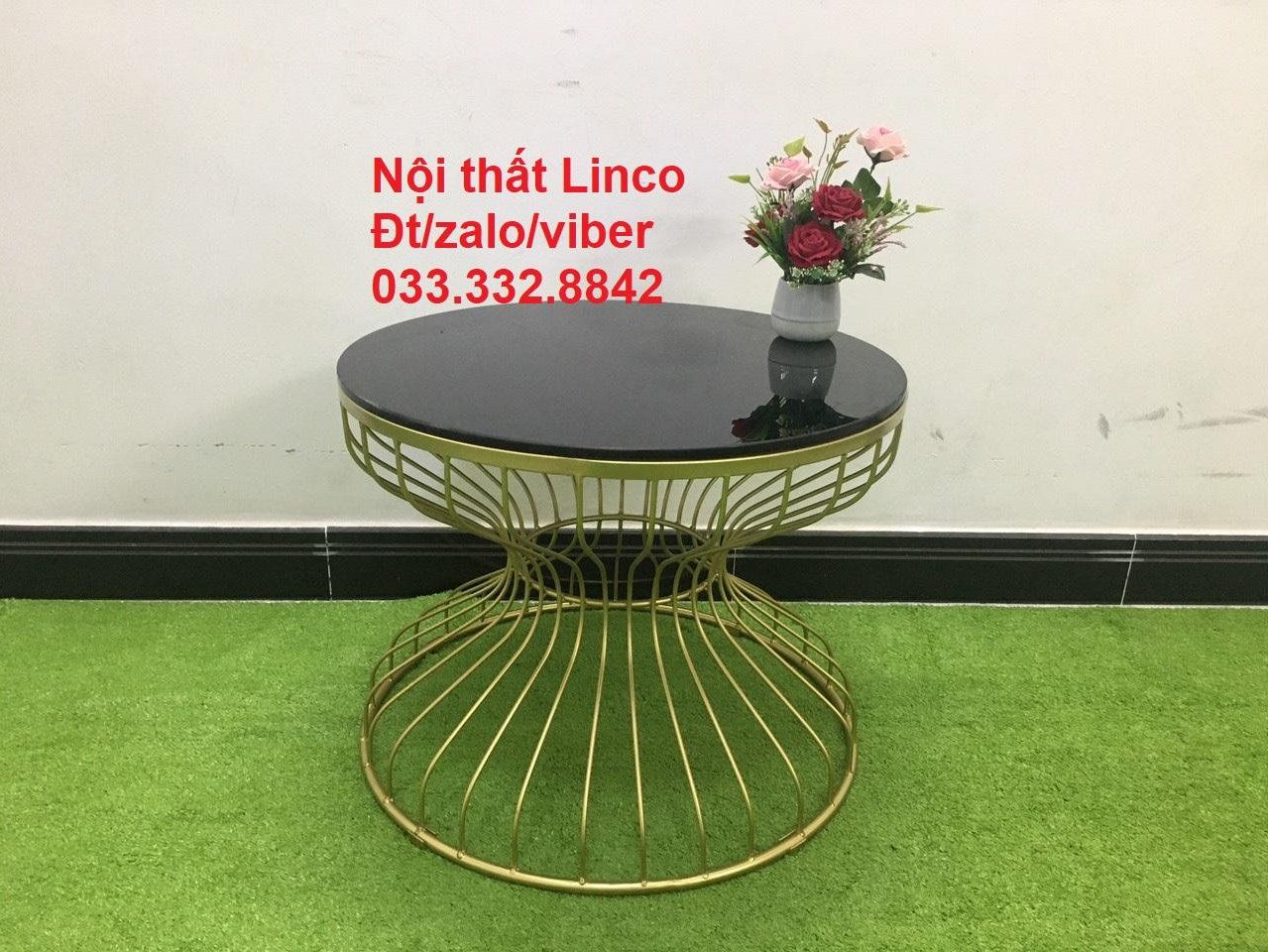 Bàn sofa đồng hồ cát xinh xắn 60cm kính đen khung sắt vàng