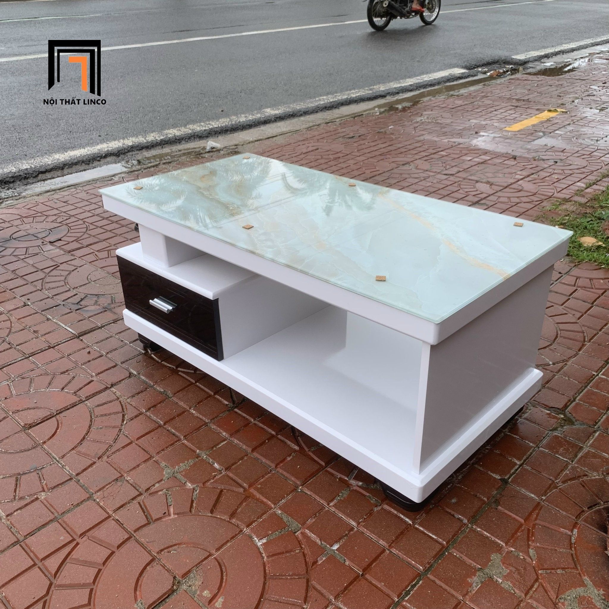 Bàn trà phòng khách hình hộp BTPK5 Ulfah 1m x 50 kính giả đá
