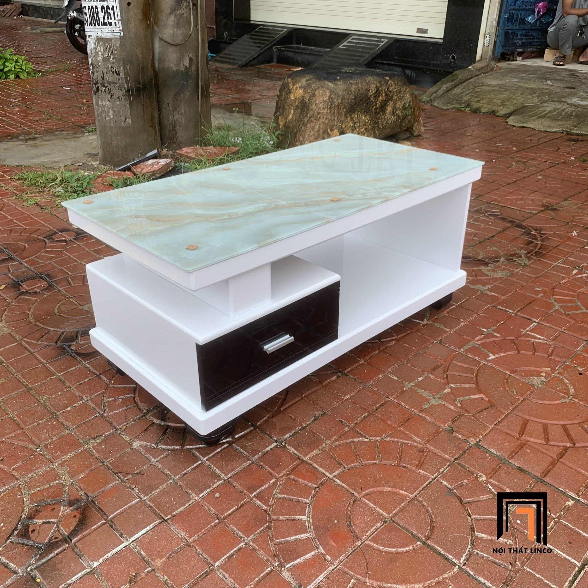 Bàn trà phòng khách hình hộp BTPK5 Ulfah 1m x 50 kính giả đá