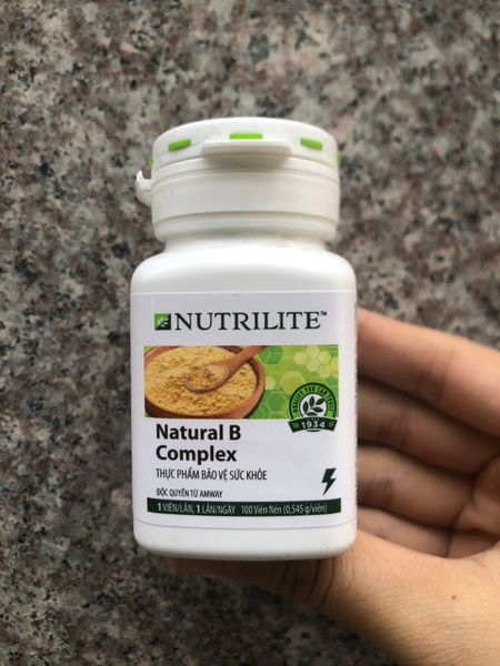 Giá bán 287k Nutrilite Natural B Complex Vitamin B Amway