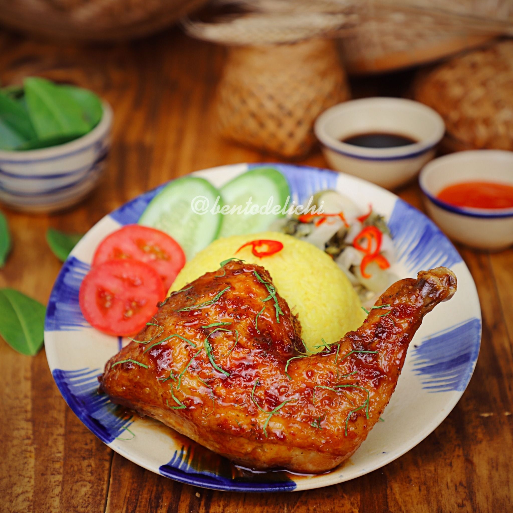 Cơm Gà Xốt Lá Chanh