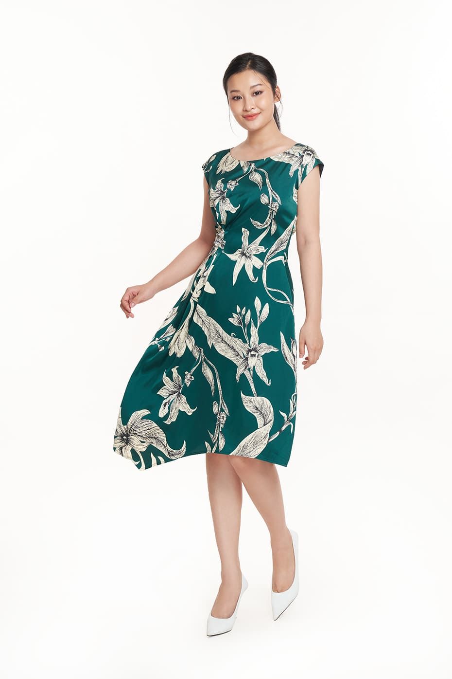 Đầm thời trang Nữ cổ thuyền in họa tiết N&M 2306002