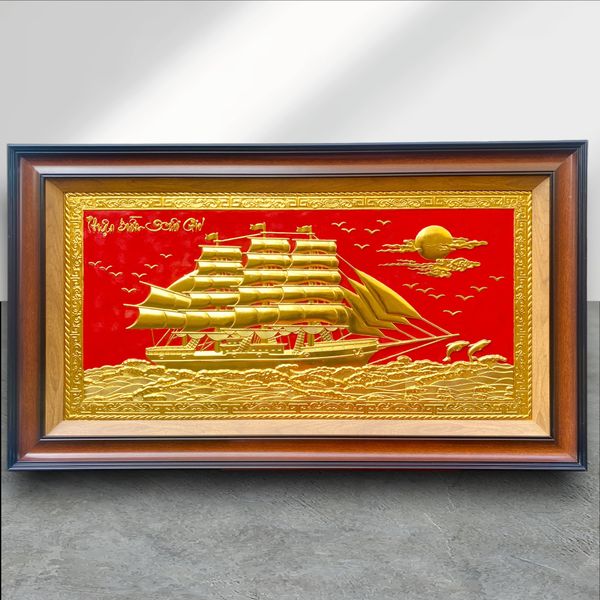 TRANH ĐỒNG THUẬN BUỒM XUÔI GIÓ, DÁT VÀNG (Kích thước 50cm x 80cm)...