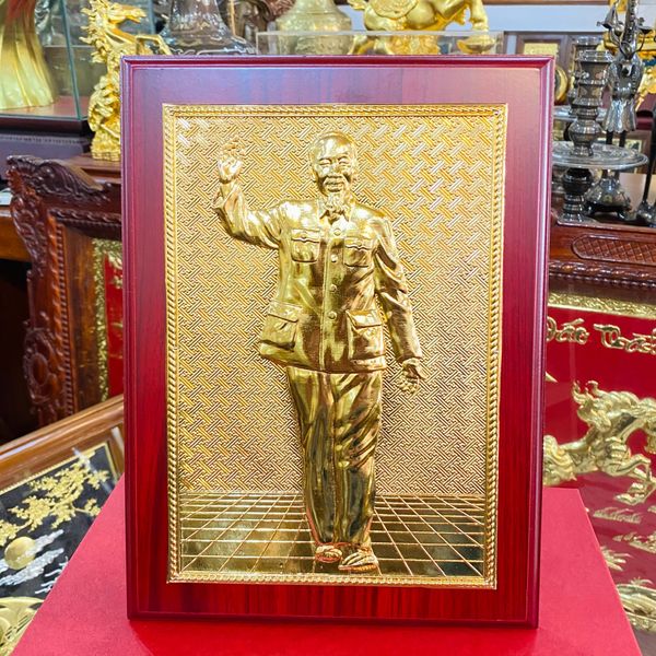 TRANH CHÂN DUNG CHỦ TỊCH HỒ CHÍ MINH BẰNG ĐỒNG, MẠ VÀNG 24K (Kích thước 32cm - 23cm).