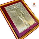 TRANH CHÂN DUNG CHỦ TỊCH HỒ CHÍ MINH BẰNG ĐỒNG VÀNG (Kích thước 32cm - 23cm).