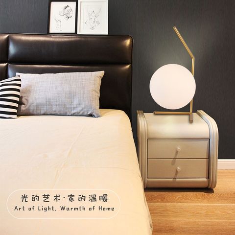 Đèn bàn T020604