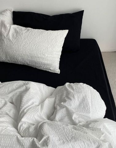 Chăn ga gối chất liệu thô đũi dập nhăn