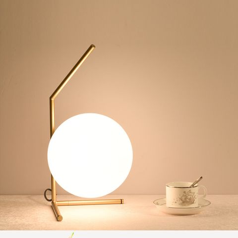 Đèn bàn T020604